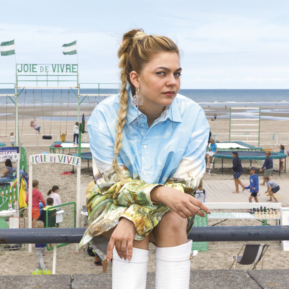 Louane victime de body shaming : sa réaction face aux critiques