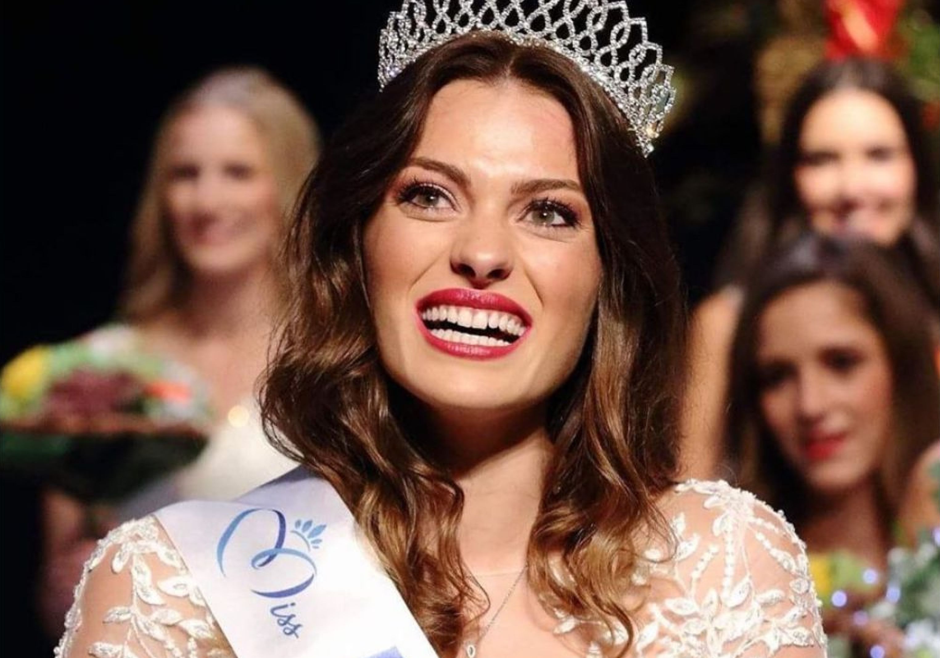 Miss France 2021 : Miss Franche-Comté abandonne son titre suite à des photos dénudées dévoilées !