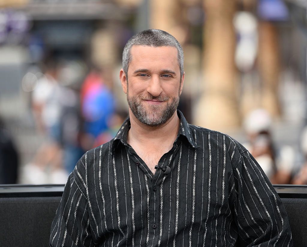 Sauvés par le gong : Dustin Diamond n'est pas mort !