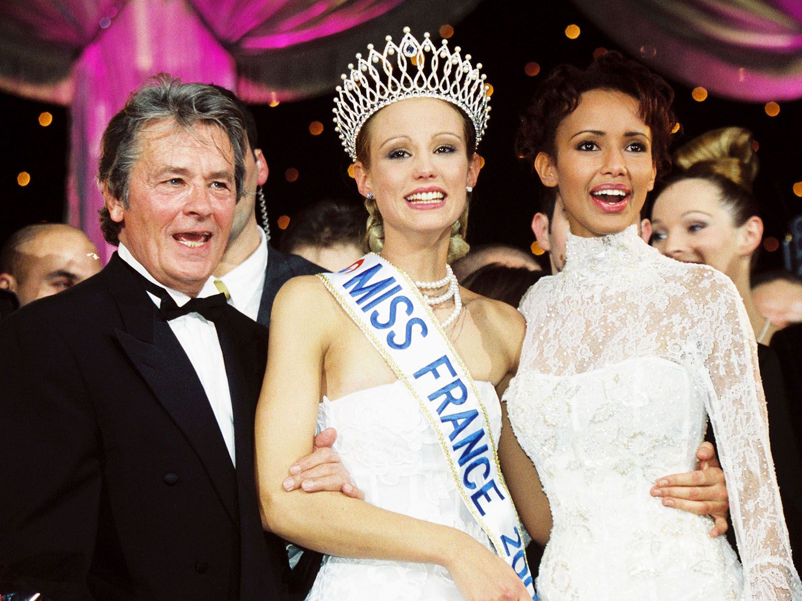 Elodie Gossuin : Les internautes craquent face à sa fille déguisée en Miss France !