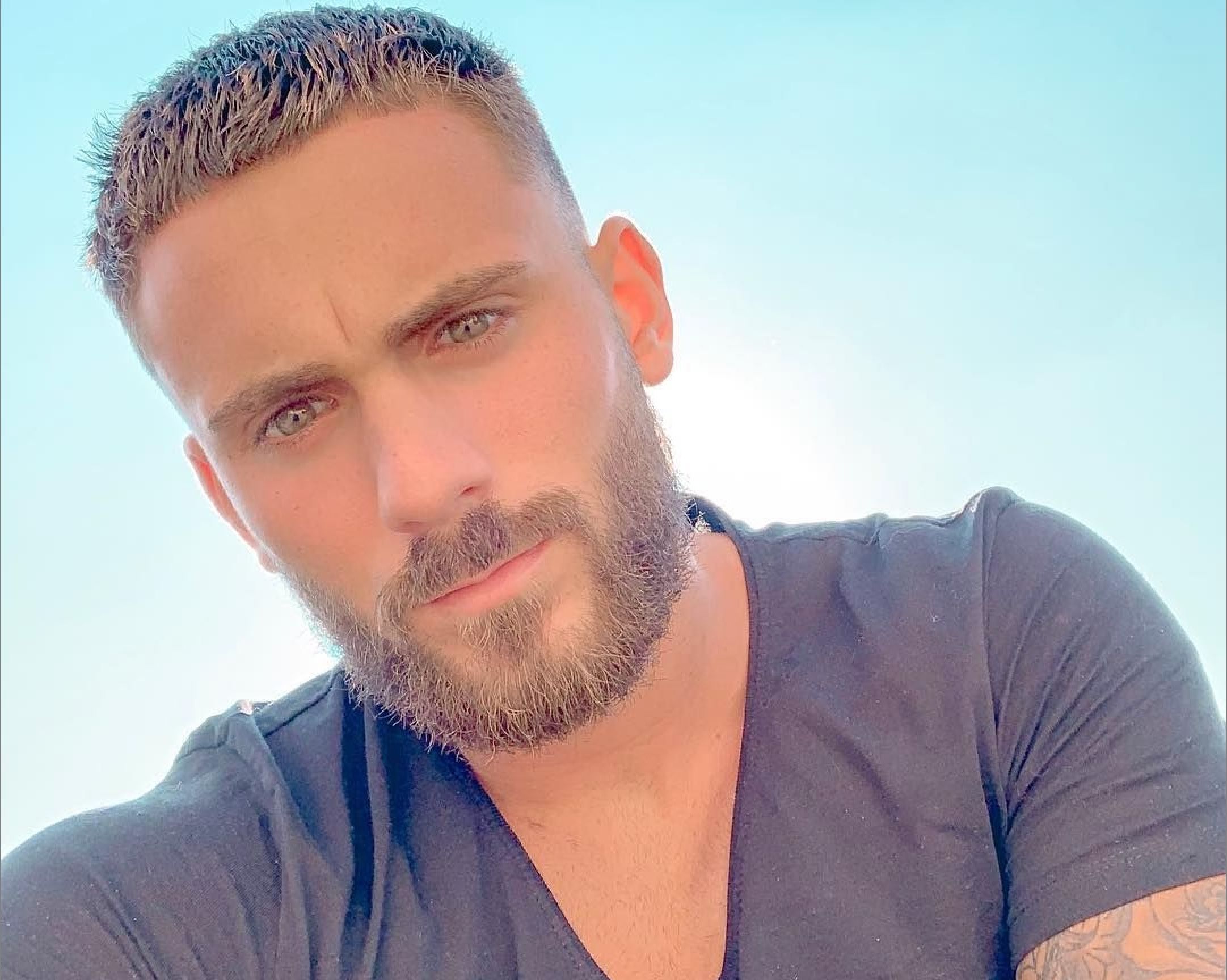 Illan Castronovo toy boy sur Mym ? Découvrez son salaire astronomique