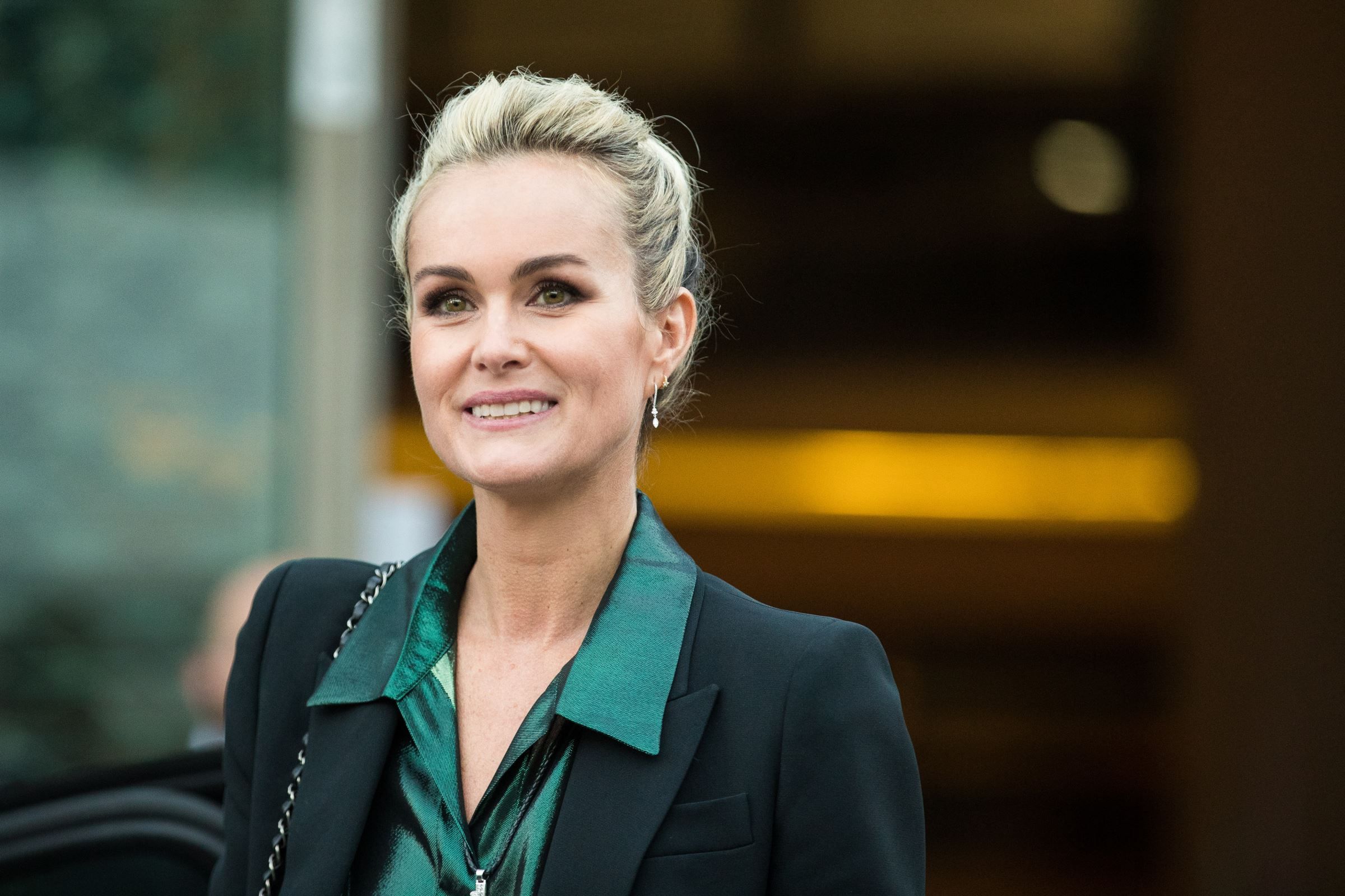 Laeticia Hallyday en couple avec Jalil Lespert : ils s'offrent une escapade à Rome... qui ne passe pas inaperçue !