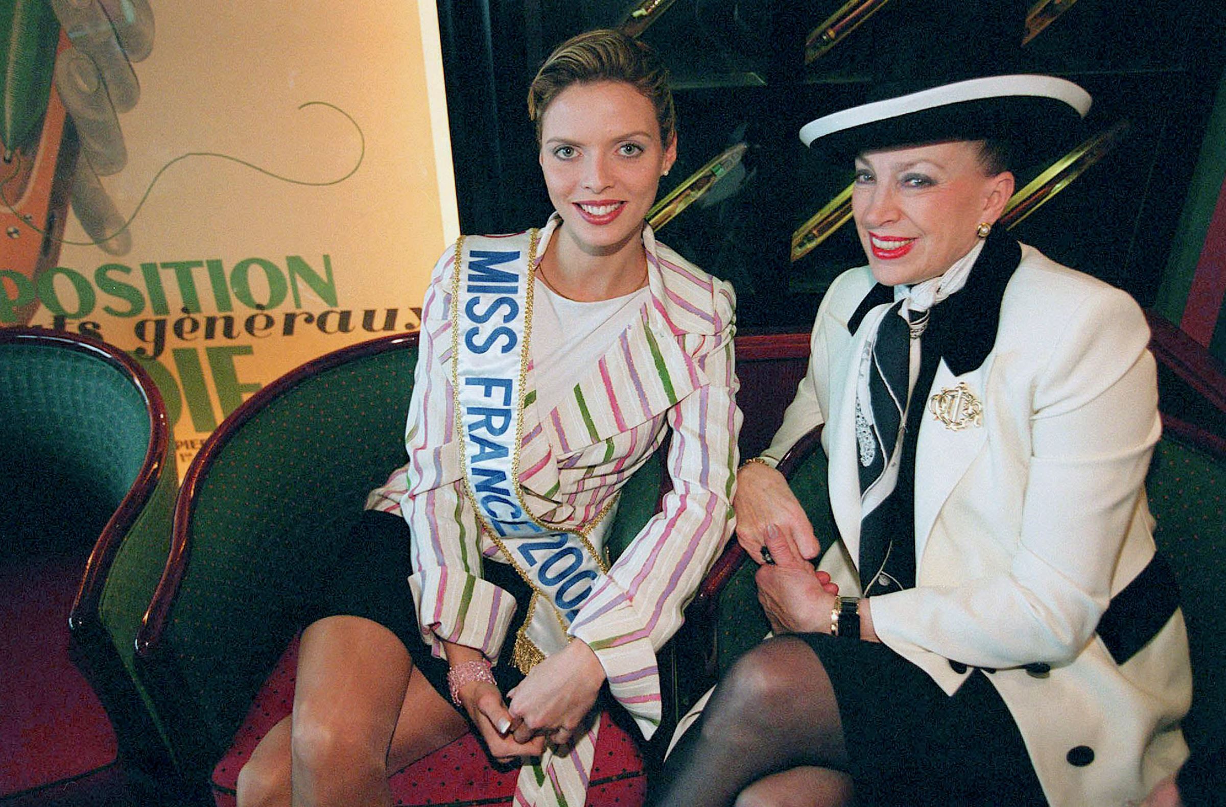  Sylvie Tellier et Geneviève de Fontenay @Bestimage