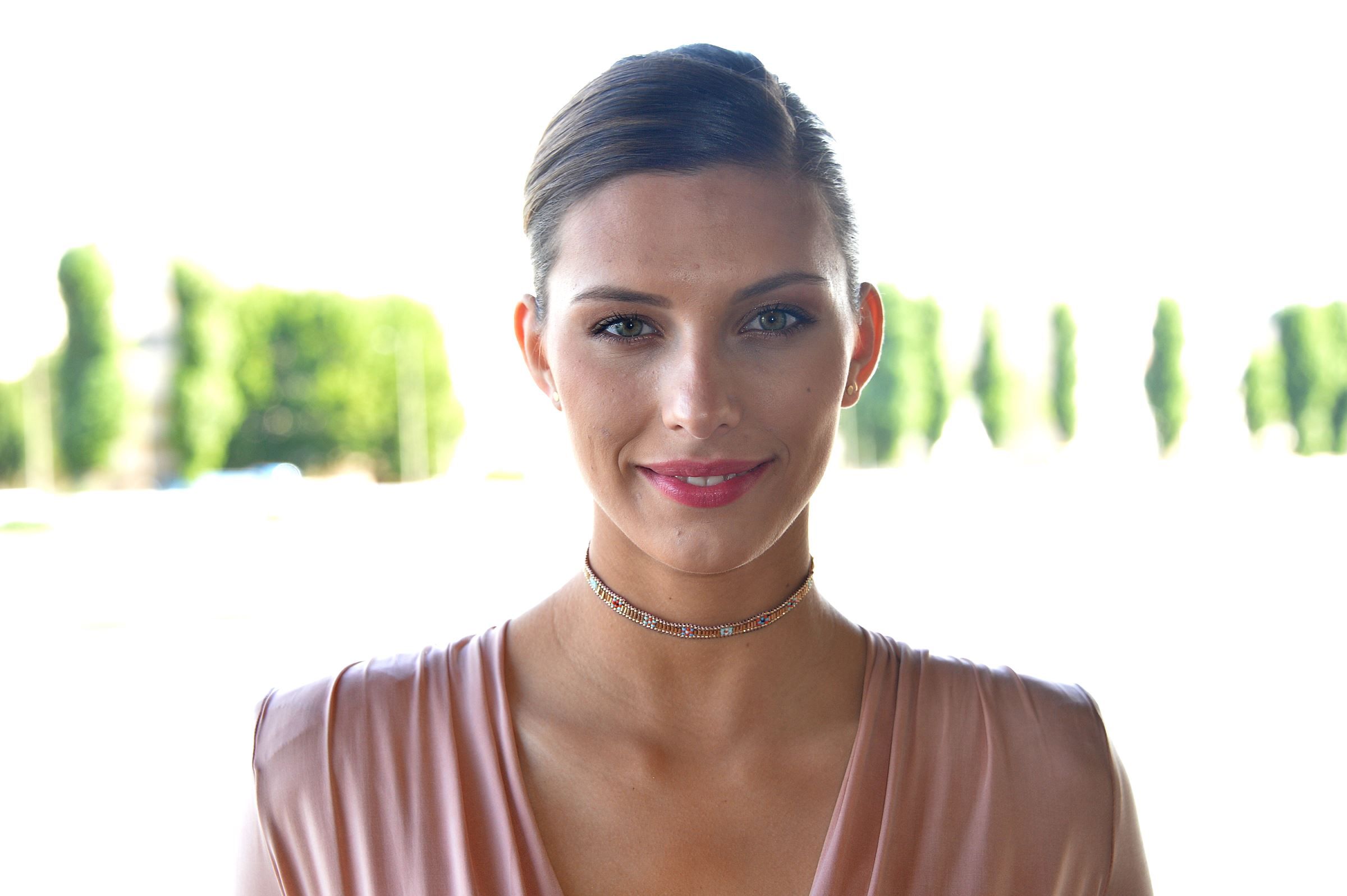 Camille Cerf : Son tacle à Enora Malagré qui a fustigé le concours Miss France !