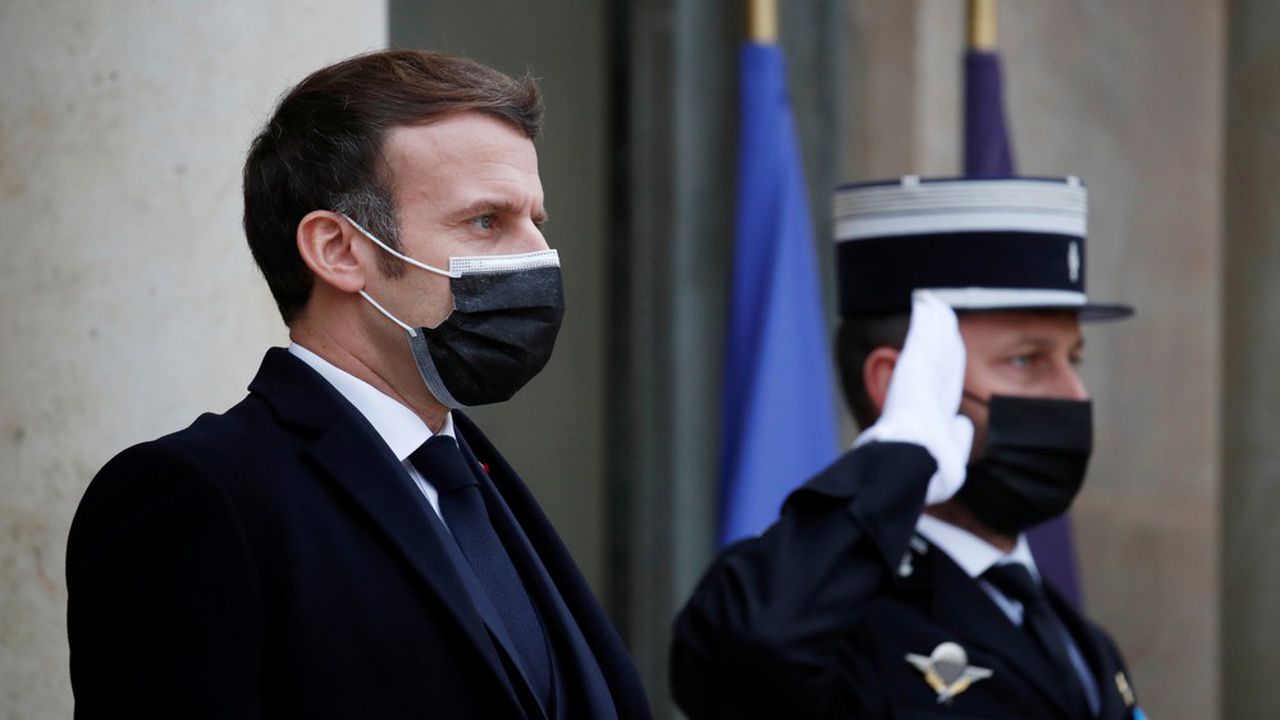 Emmanuel Macron : Comment gère-t-il sa séparation d’avec Brigitte lors de son isolement ?