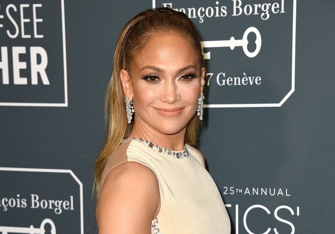 Jennifer Lopez : Un de ses ex l'a poussée à recourir à la chirurgie esthétique à seulement 23 ans !