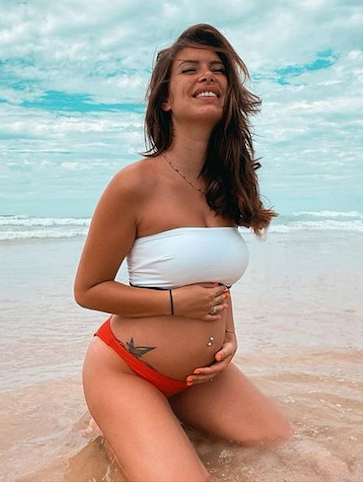 Maeva Martinez : Enceinte de sept mois, elle se confie sur les hauts et les bas de sa grossesse