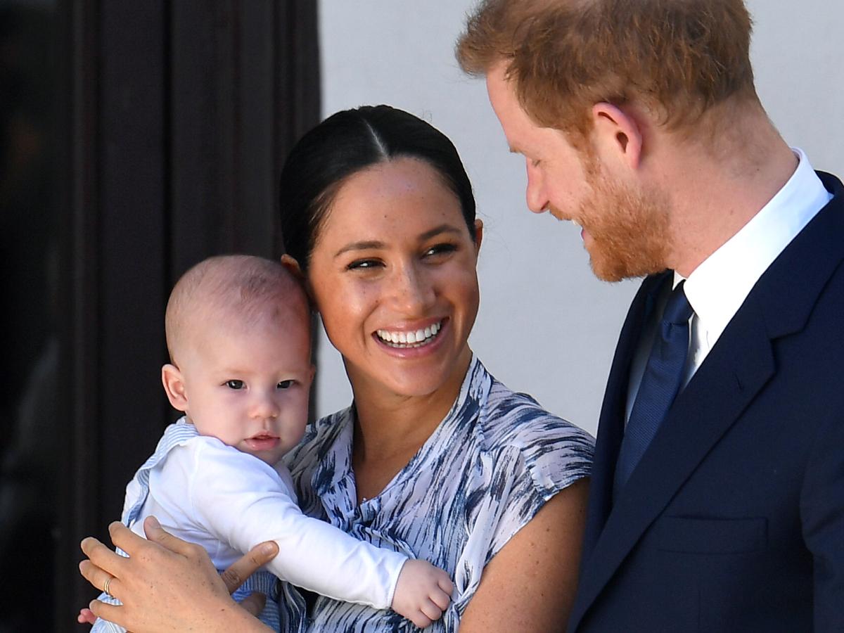 Meghan Markle et le prince Harry dévoilent leur surprenante carte de voeux : un détail frappe les internautes