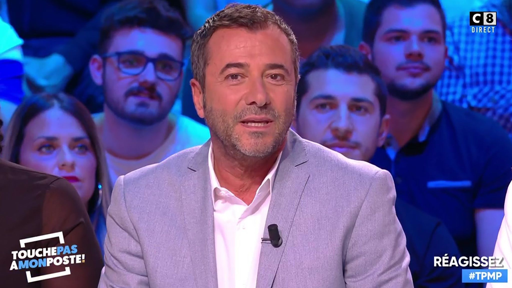 TPMP : Bernard Montiel tacle encore Laeticia Hallyday &quot;Elle a une capacité à retrouver l'amour rapide&quot;