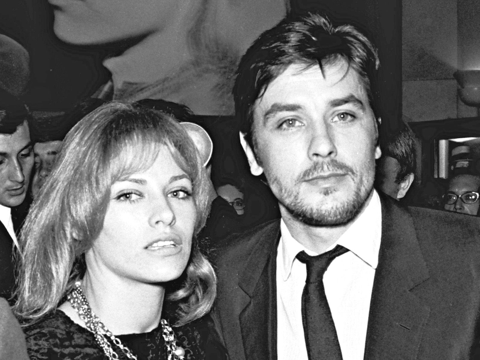 Alain Delon en deuil : Nathalie Delon, la mère de son fils Anthony, est décédée