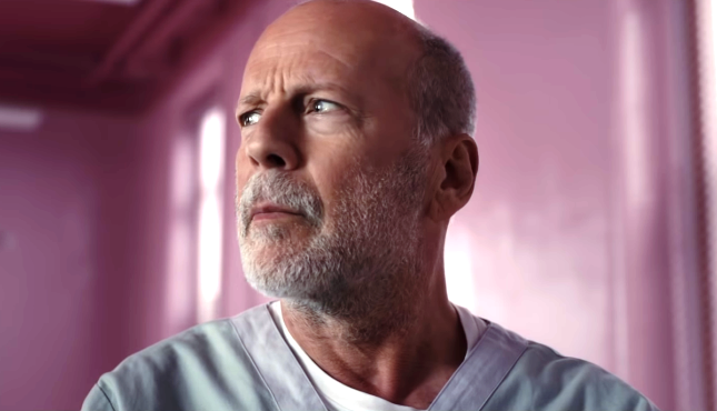 Covid-19 : Bruce Willis refuse de porter le masque et se fait virer d'une pharmacie !