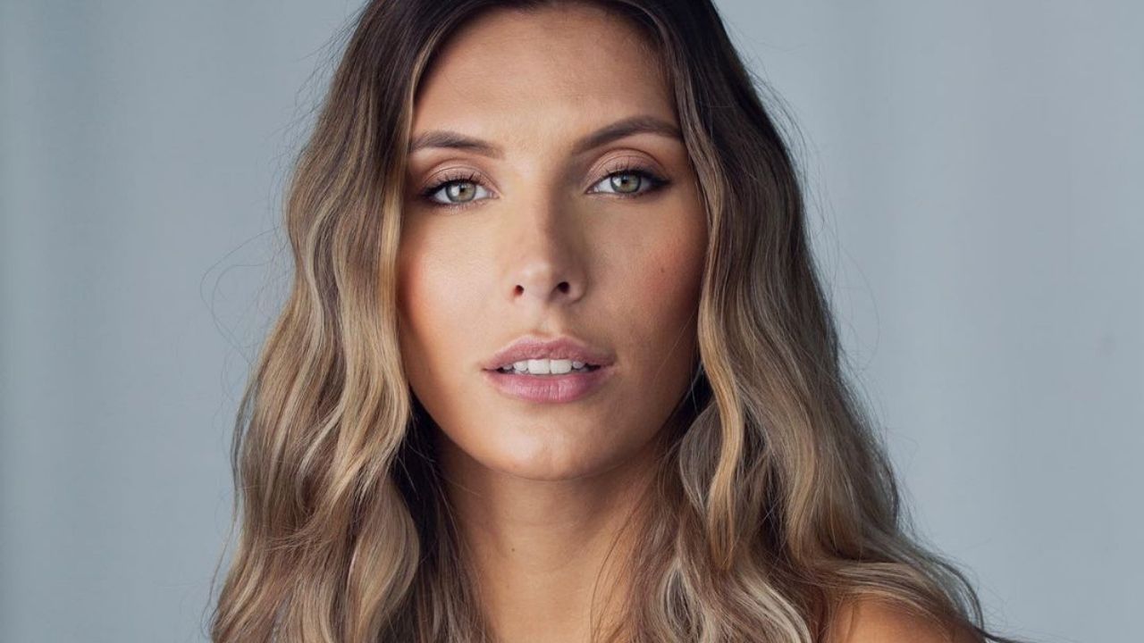 Camille Cerf : Vergetures, cellulite... L'ancienne Miss France assume tout "Il n'y a rien de grave"