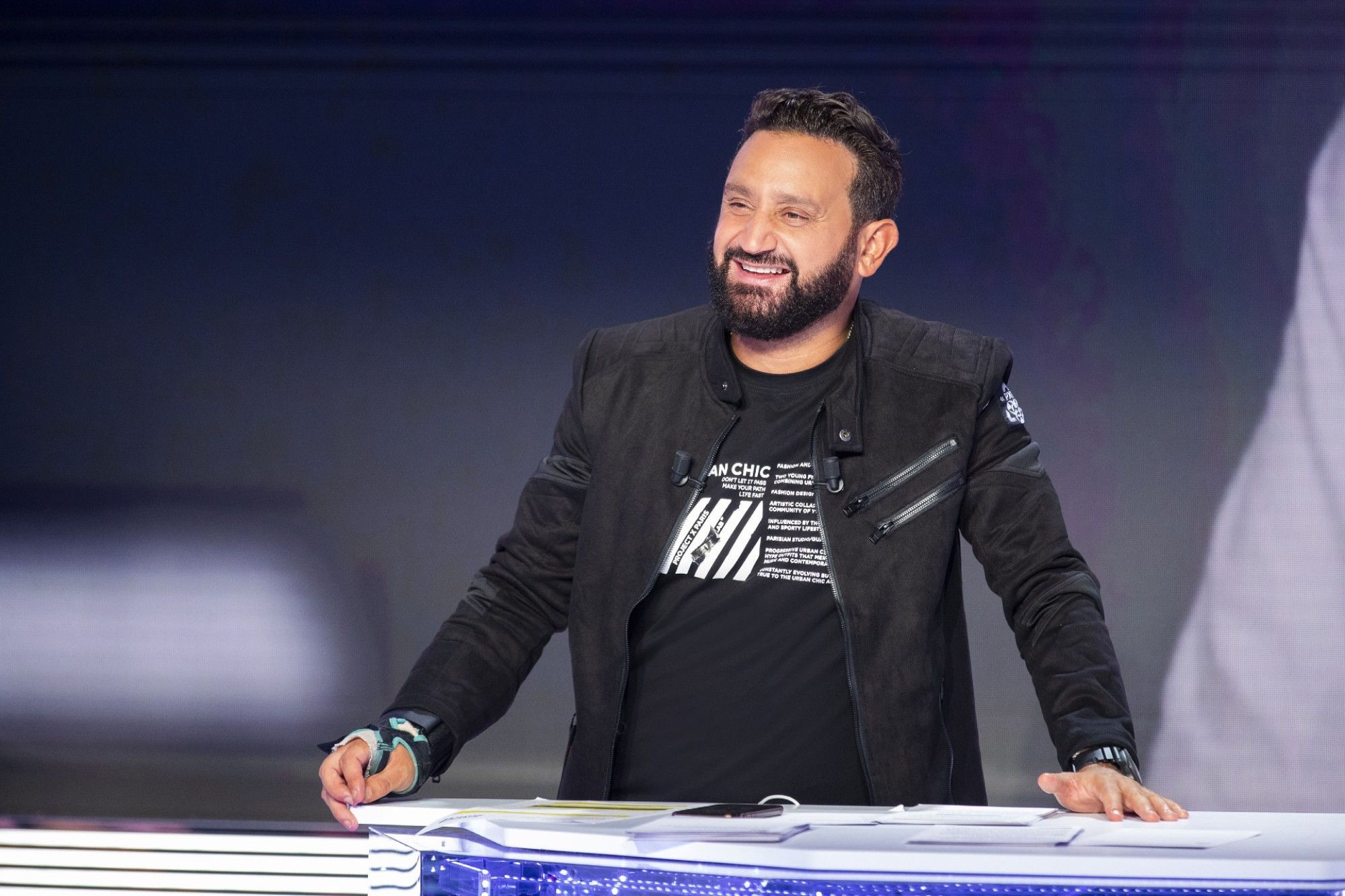 Cyril Hanouna : Il balance enfin la raison de sa guerre contre Arthur !