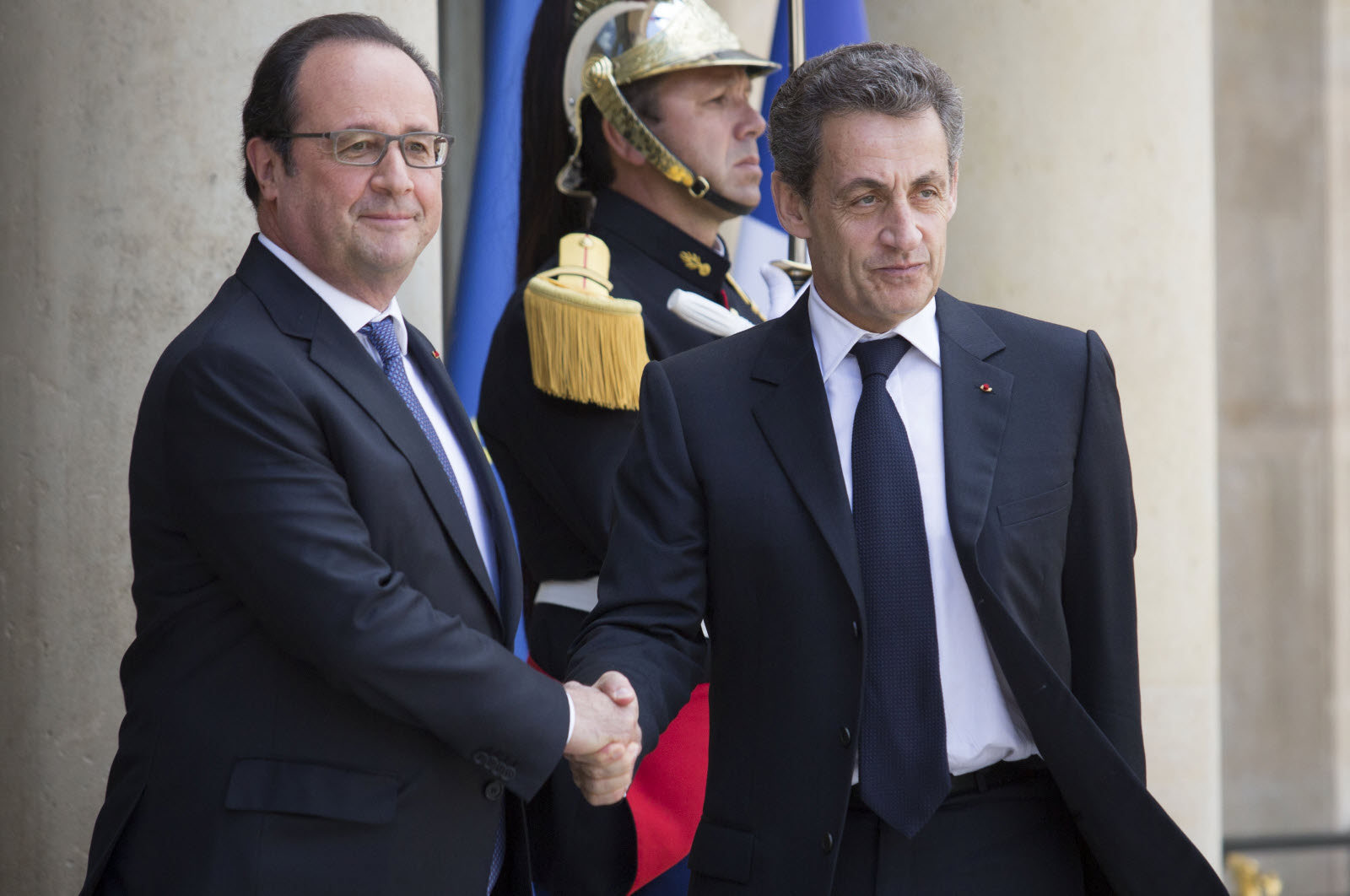 François Hollande fait une surprenante confidence au sujet de sa relation avec Nicolas Sarkozy