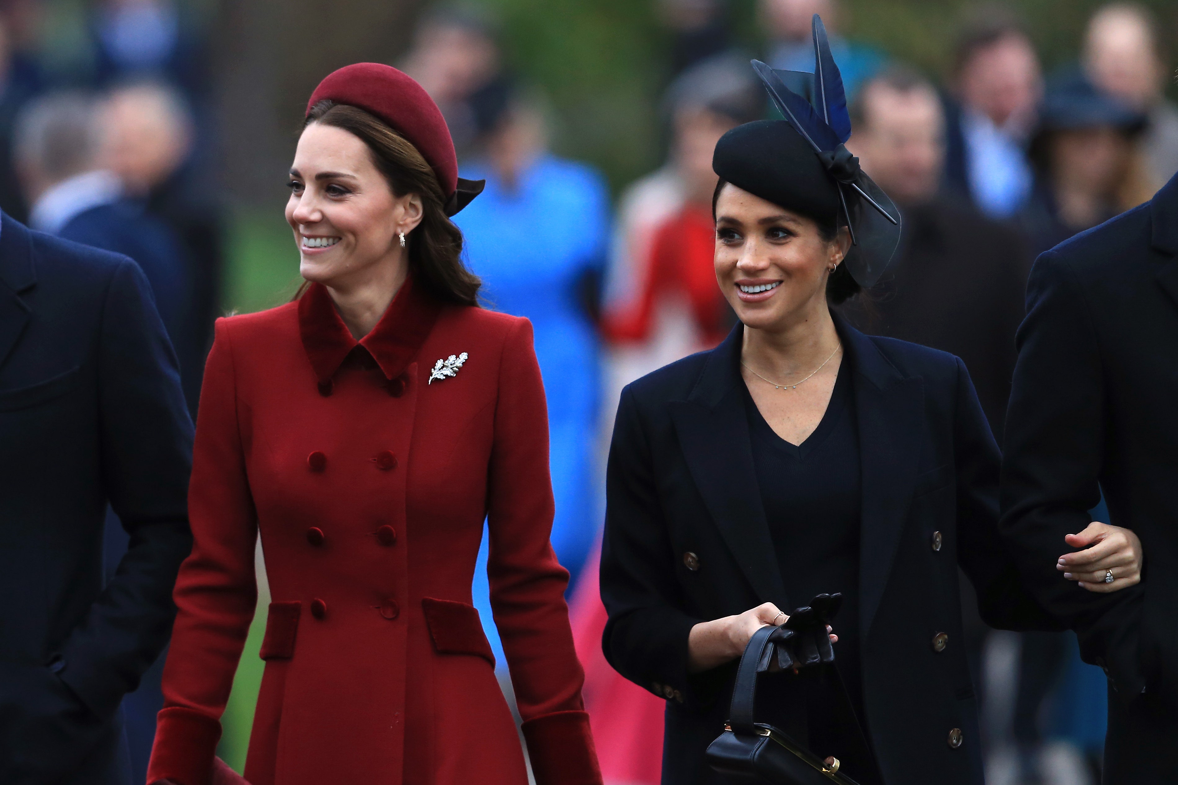 Kate Middleton repoussée par Meghan Markle :  La femme du prince Harry a-t-elle menti ?