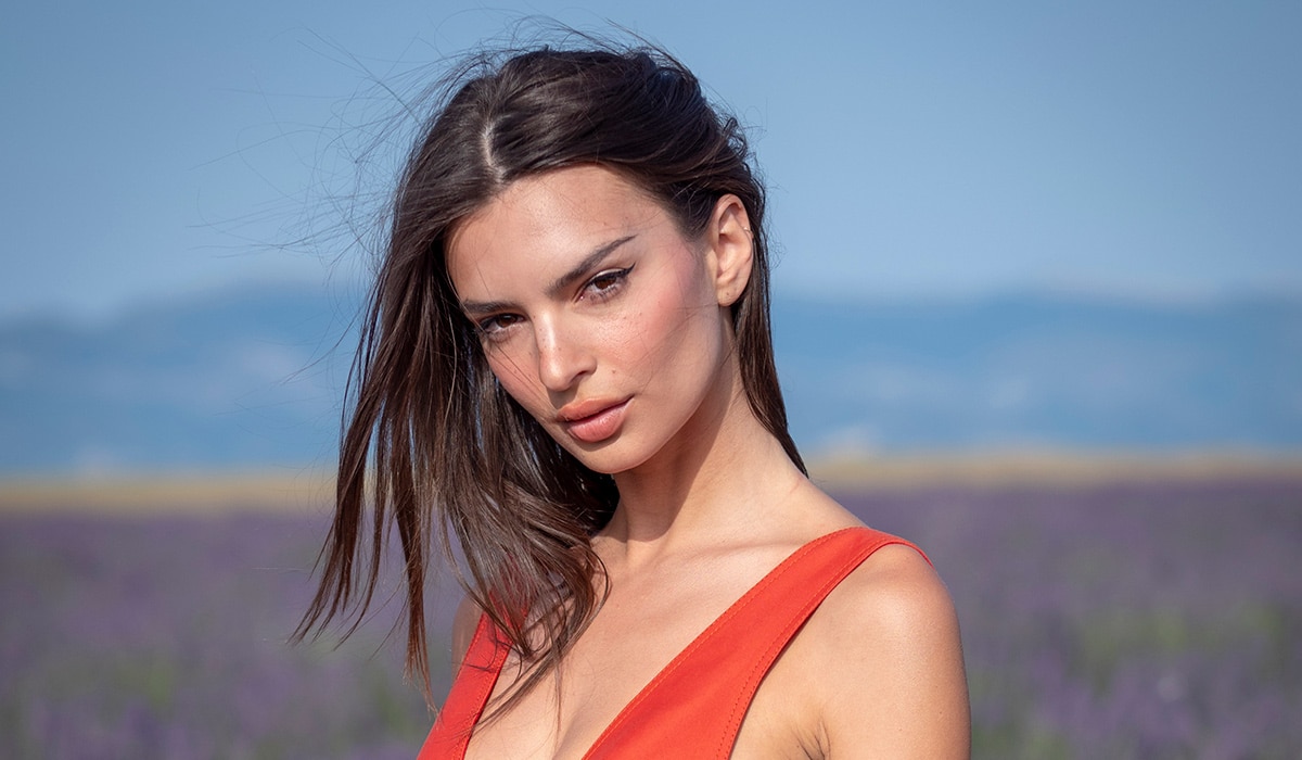 Emily Ratajkowski : Enceinte et totalement nue sur Instagram !