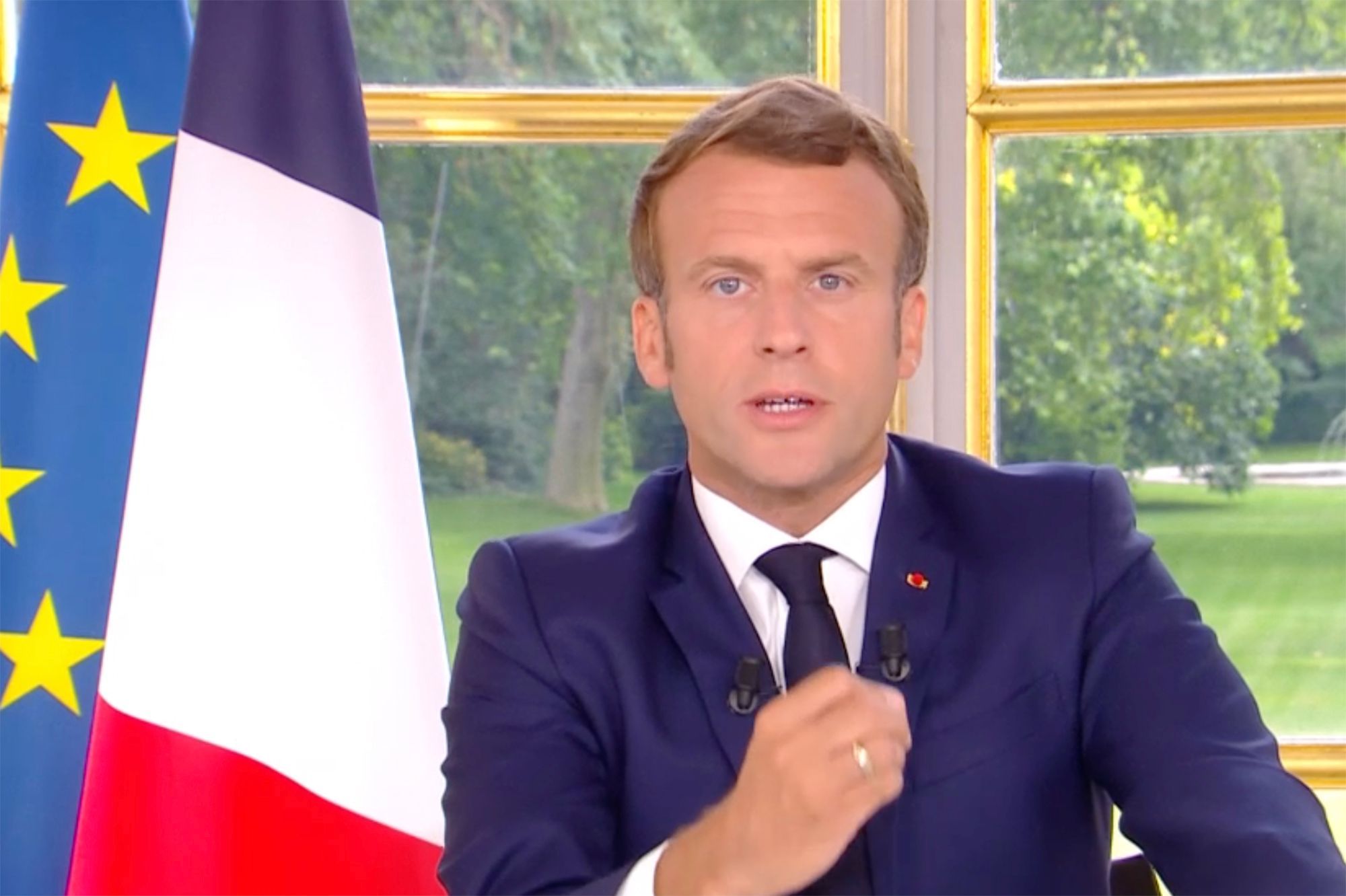 Emmanuel Macron invité surprise du 20h de TF1 : Ce détail qui a perturbé les internautes