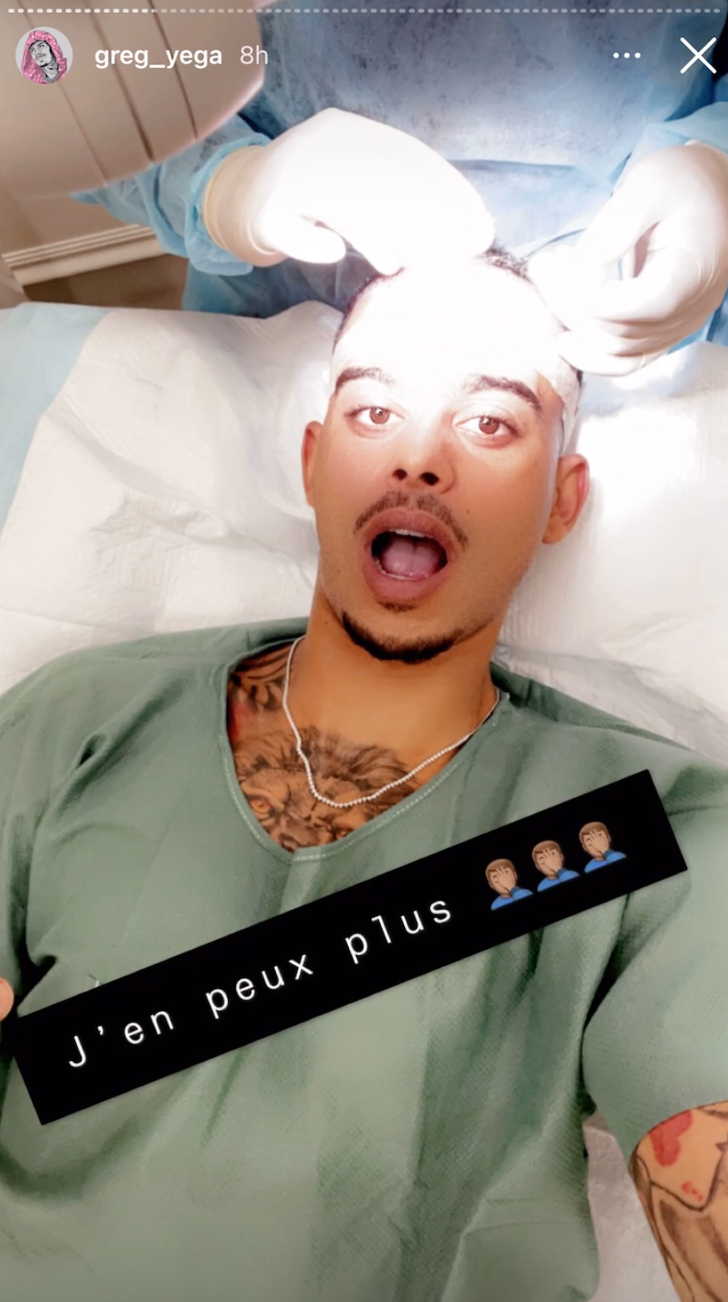 Greg Yega réalise sa première opération de chirurgie à Dubaï !