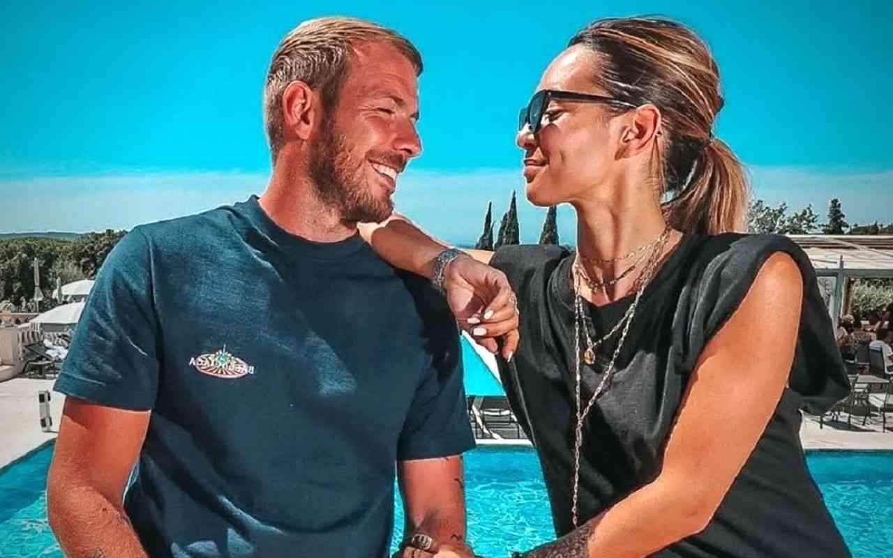 Julien Bert et Hilona de nouveau en couple ? L’occasion pour laquelle ils se sont retrouvés