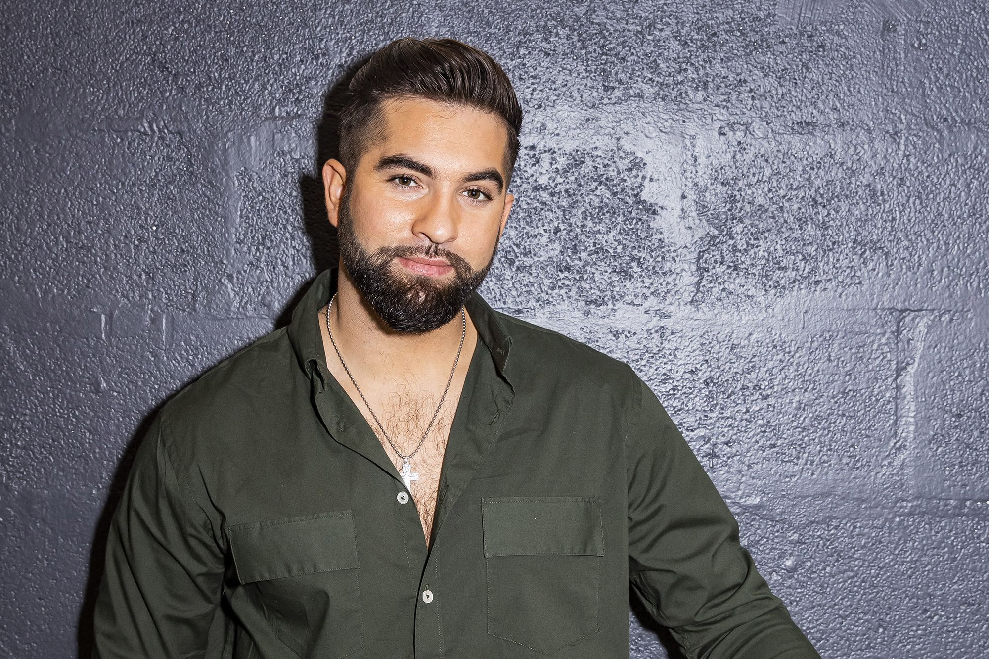 Kendji Girac : Le chanteur bientôt papa pour la deuxième fois ? Il se confie