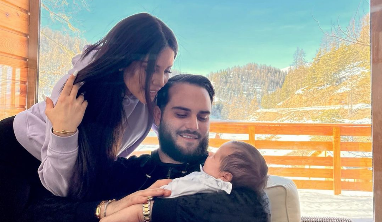  Laura Lempika, Nikola Lozina et leur fils Zlatan @ Instagram