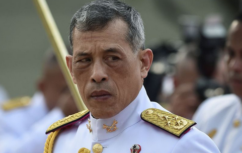 Rama X : en colère contre sa soeur, le roi de Thaïlande lui aurait cassé les chevilles