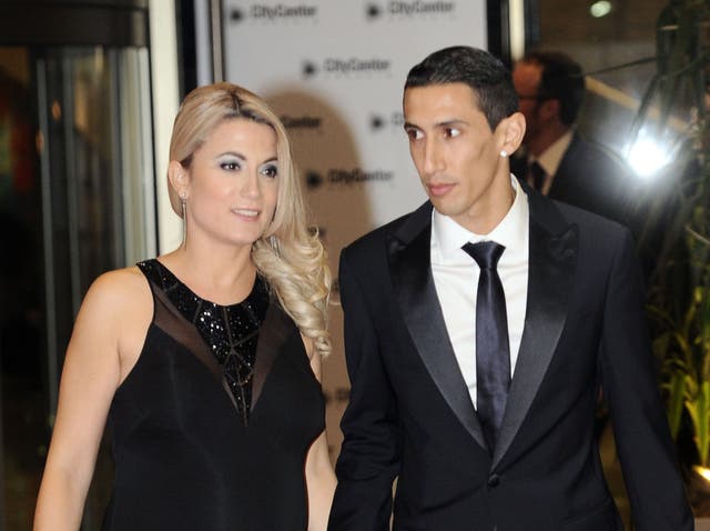  Angel Di Maria et sa femme / Rex Features