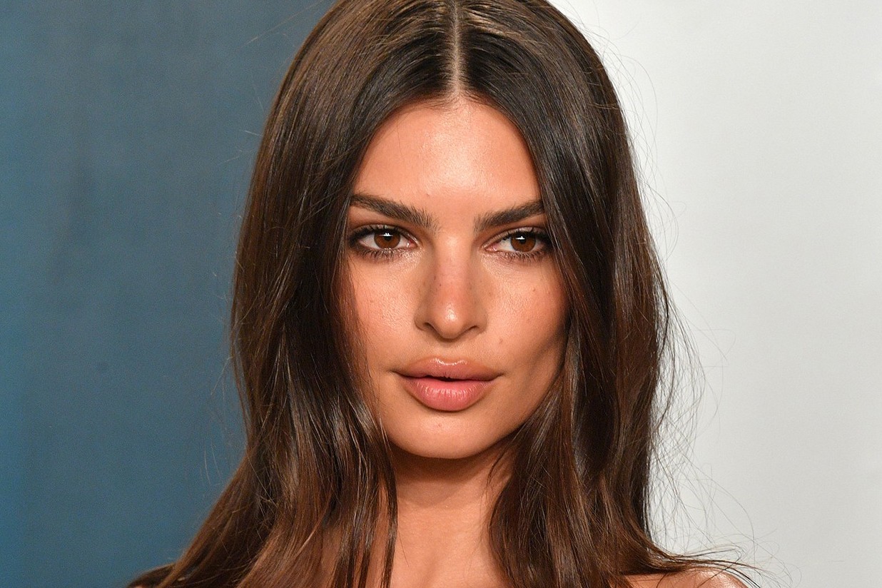 Emily Ratajkowski maman : Ses photos intimes de son accouchement dévoilées