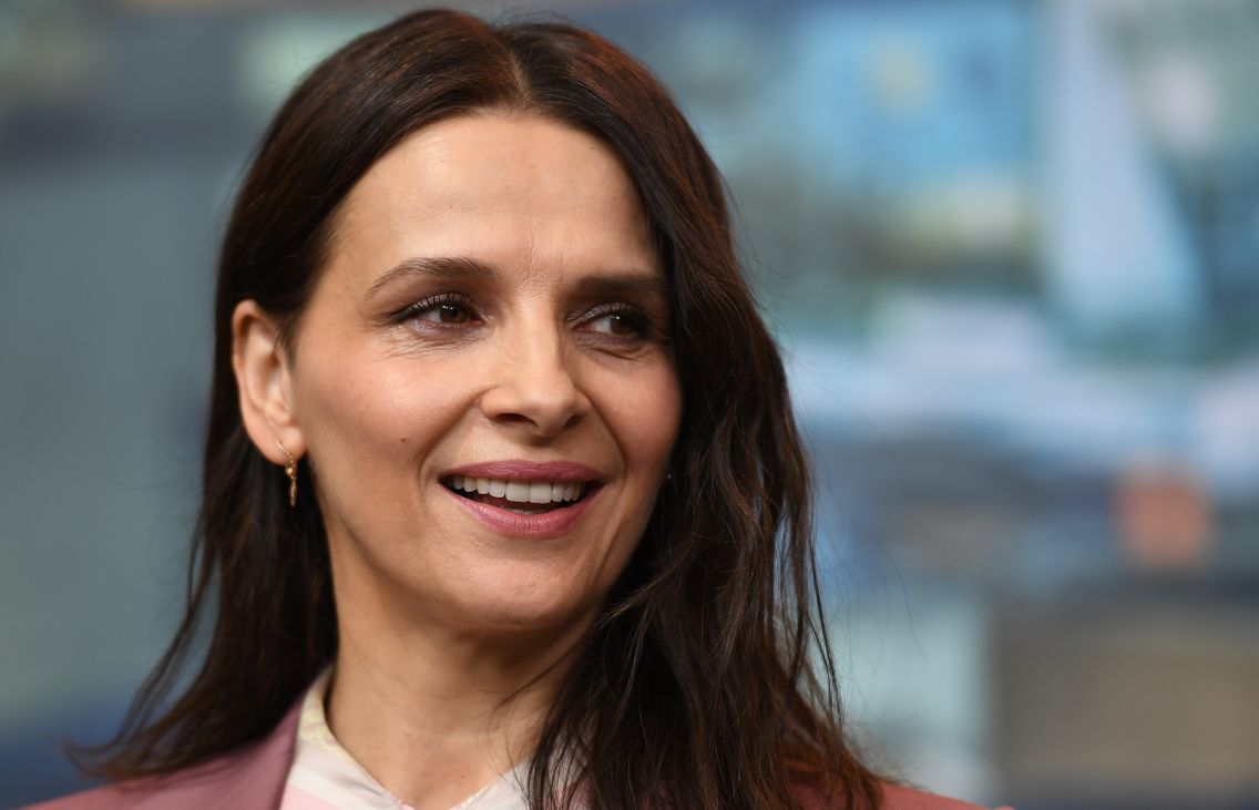 Juliette Binoche se justifie sur ses propos complotistes sur le vaccin contre la Covid-19 !