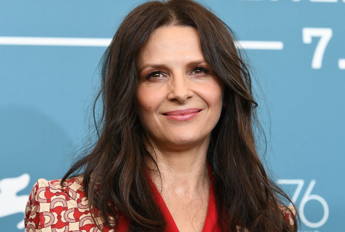 Juliette Binoche se justifie sur ses propos complotistes sur le vaccin contre la Covid-19 !