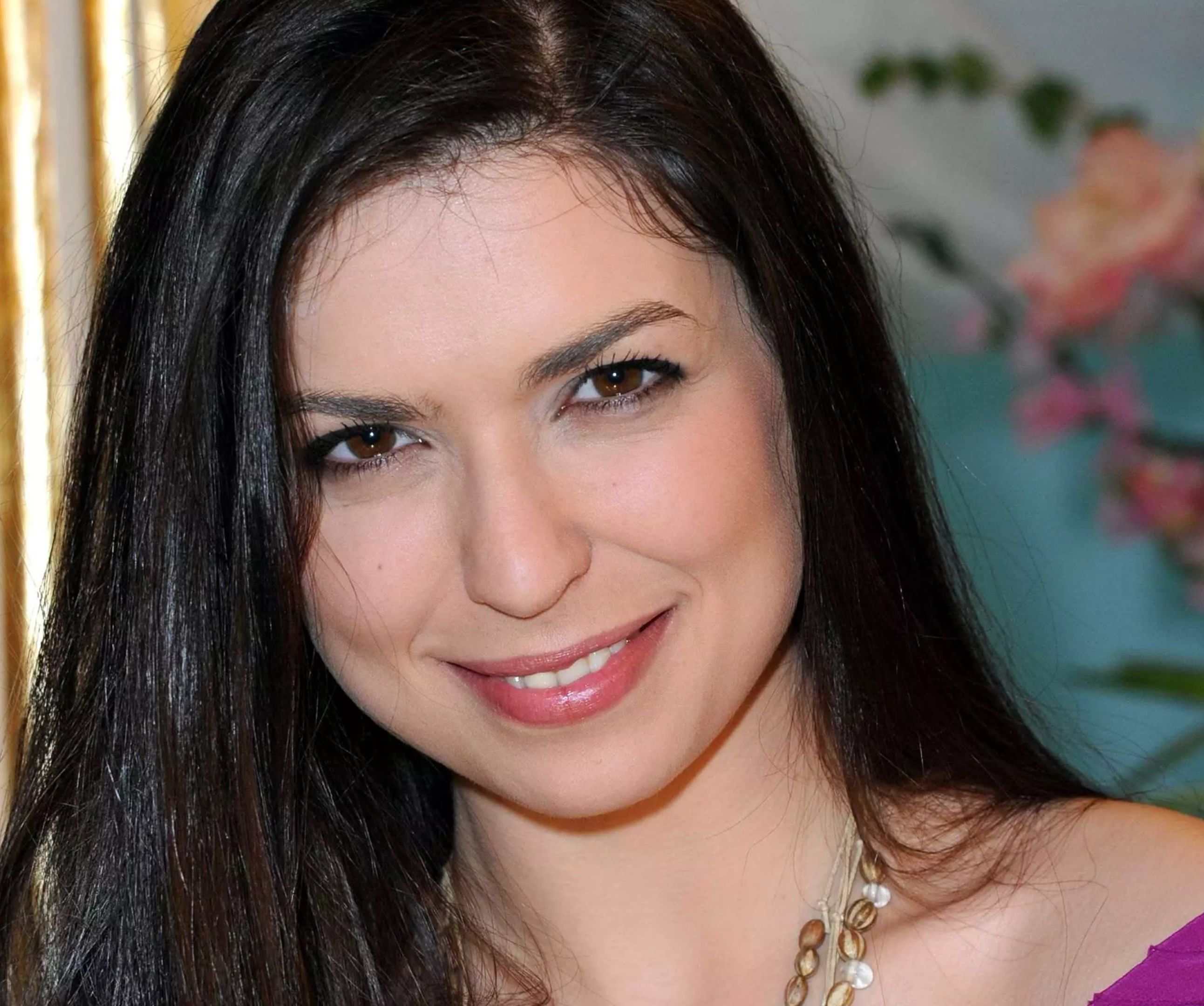 Lucie Bernardoni (Star Academy) : Alitée à cause du vaccin AstraZeneca, elle interpelle le Président