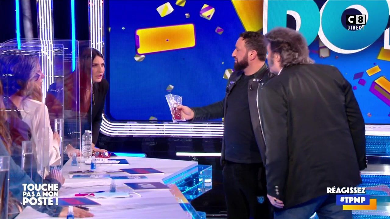 TPMP : Sylvie Ortega Munos et Eryl Prayer s'insultent violemment