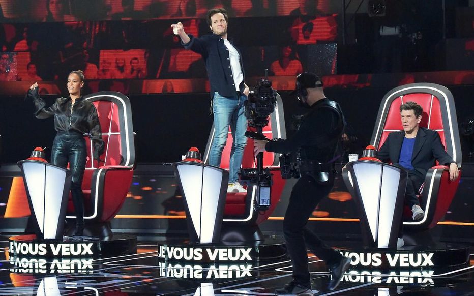 Vianney (The Voice) casse deux fauteuils ! Le tournage retardé