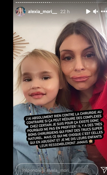  Alexia Mori pose avec sa fille @Instagram