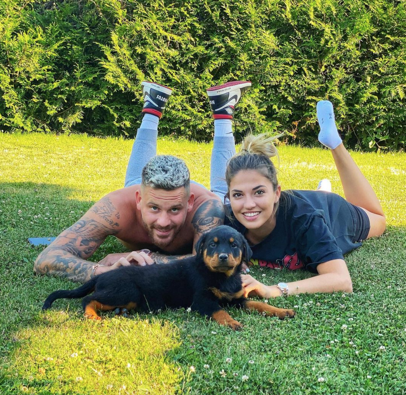  Angèle balance sur le couple formé par Raphaël Pépin et Tiffany @ Instagram