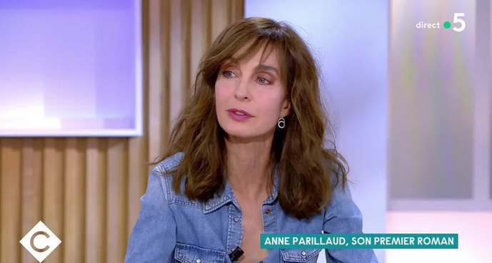  Anne Parillaud témoigne dans C à Vous @France5