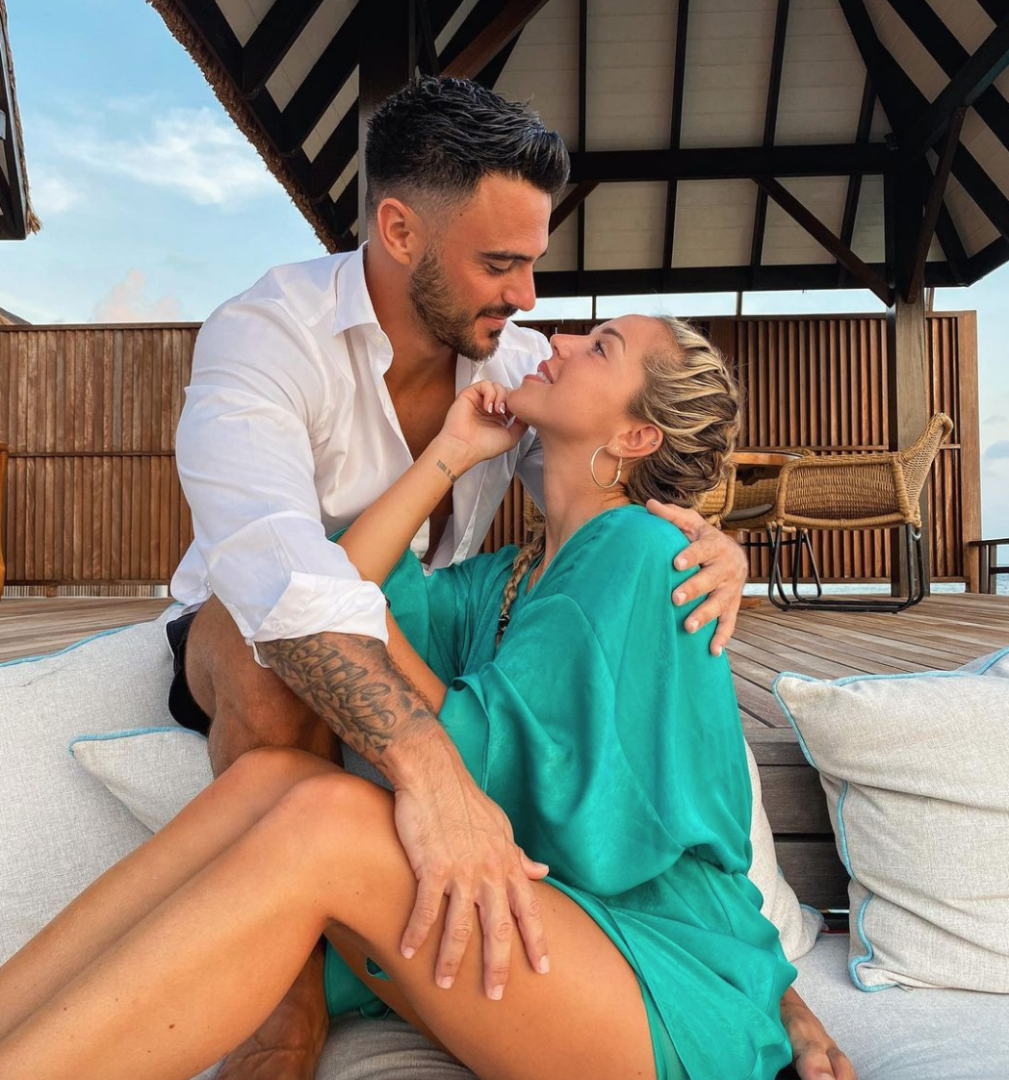  Benjamin Samat et Maddy Burciaga aux Maldives @ Instagram