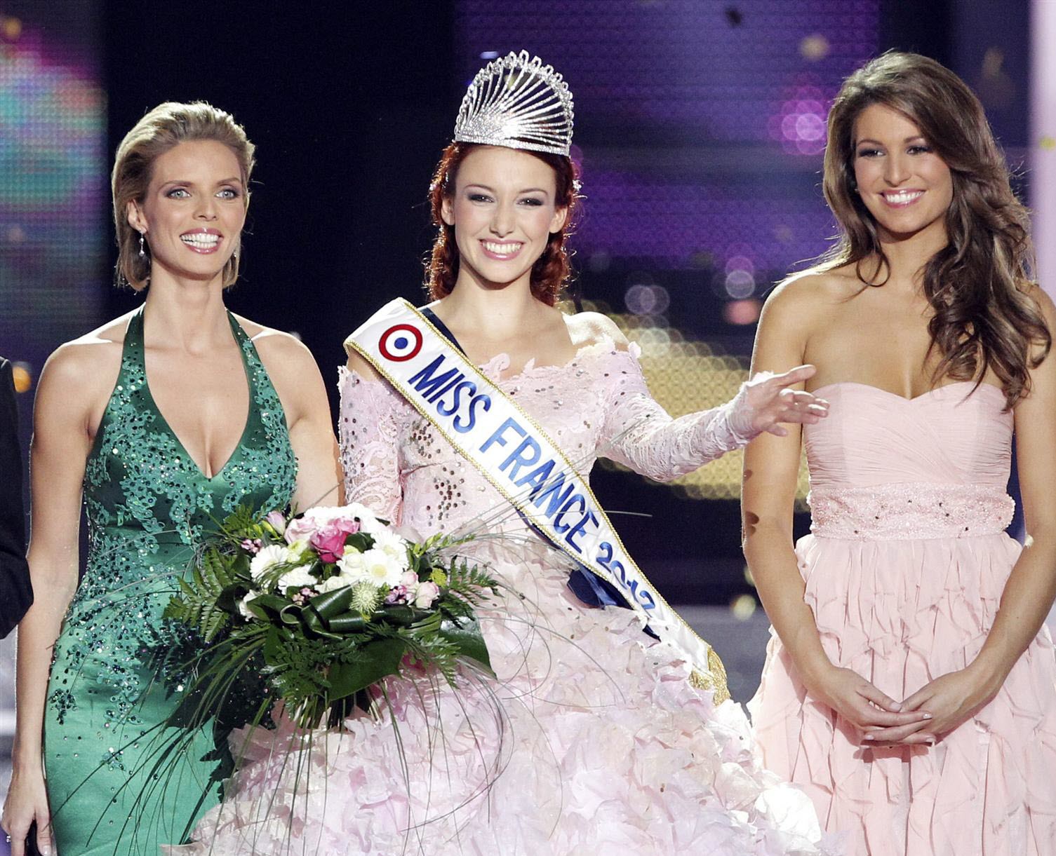 Delphine Wespiser : Les Miss France victimes de harcèlements ? Elle balance !