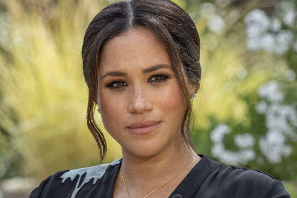 Le bold eyeliner : Le make up des femmes au regard de feu comme Meghan Markle