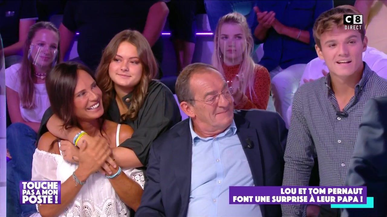  Nathalie Marquay et Jean-Pierre Pernaut et leurs deux enfants @c8
