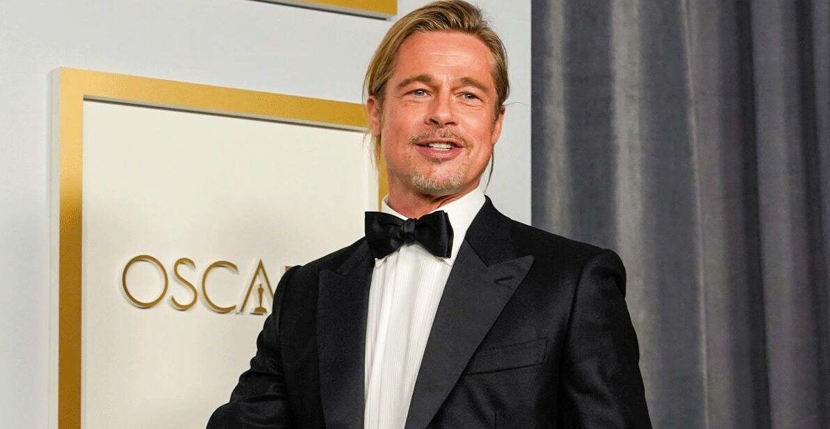 Oscars 2021 : Quand Brad Pitt se fait draguer sur scène par une comédienne !