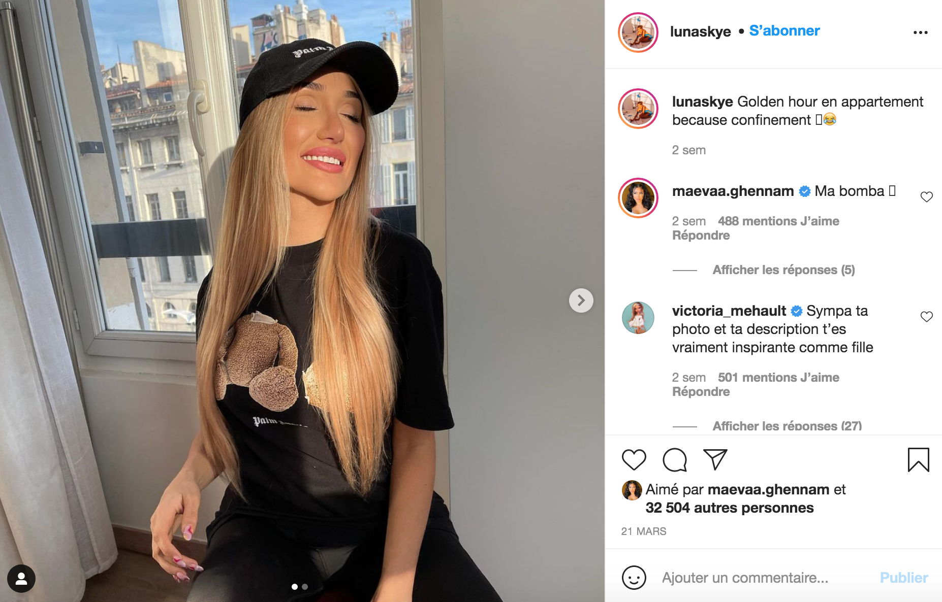  Victoria commente les photos de Luna sur les réseaux sociaux @ Instagram