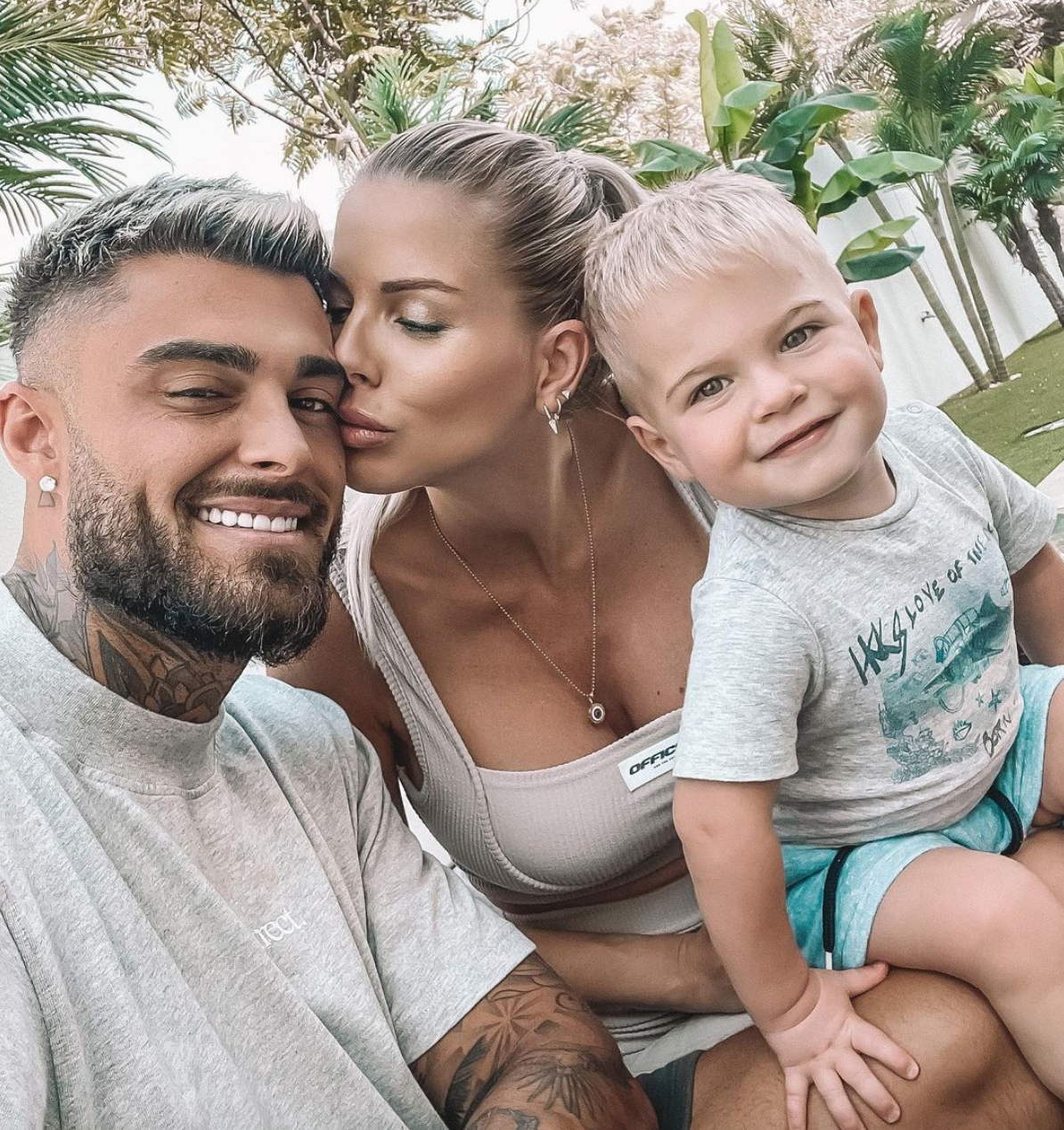 Thibault Garcia et Jessica Thivenin gâtent le petit Maylone pour ses 2 ans !