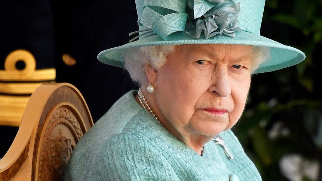 La reine Elizabeth II attaquée ! Deux voleurs se sont introduits dans sa propriété