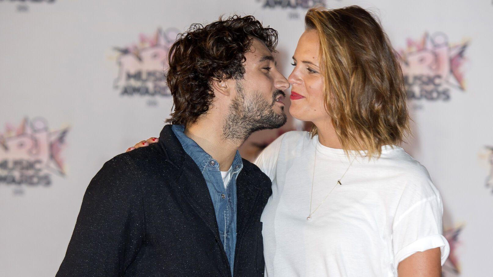 Laure Manaudou en dépression depuis son accouchement, Jérémy Frérot donne de ses nouvelles