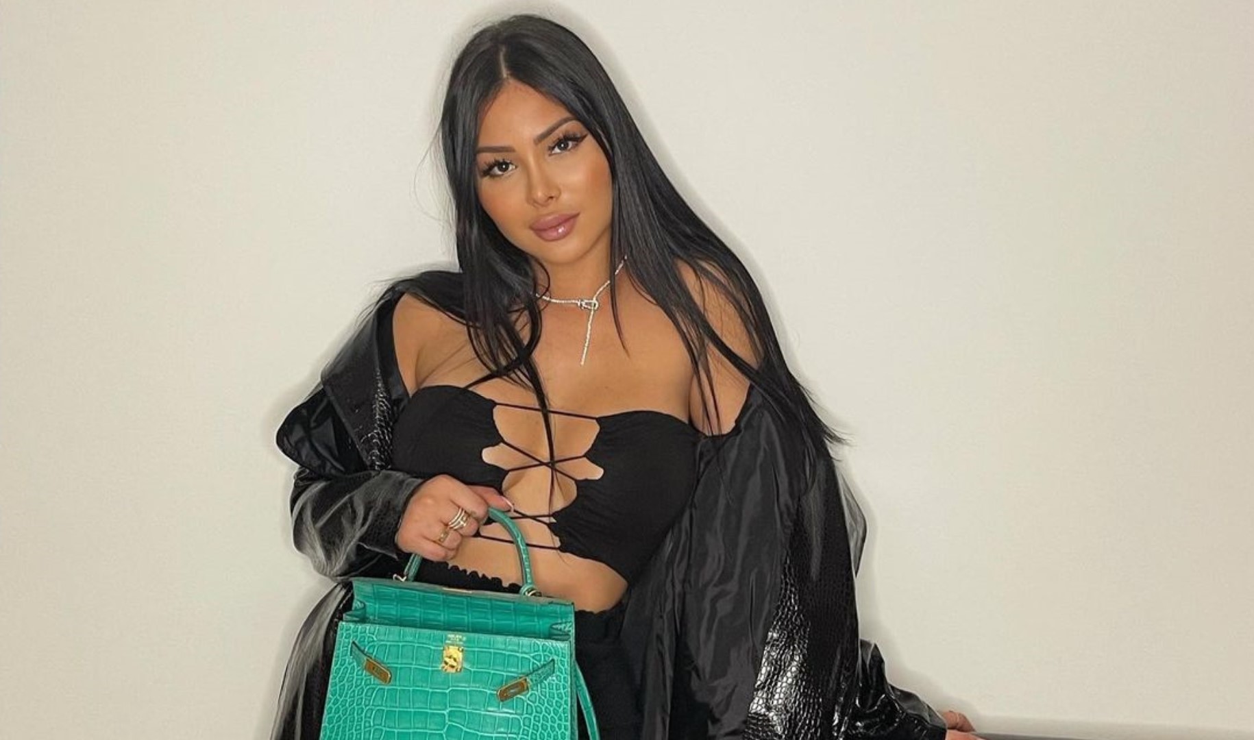 Maeva Ghennam perdue dans ses sentiments pour Greg Yega : "Je ne sais plus quoi faire"