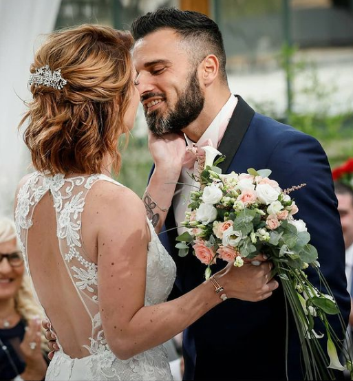  Aurélien et Marianne le jour de leur mariage @Instagram