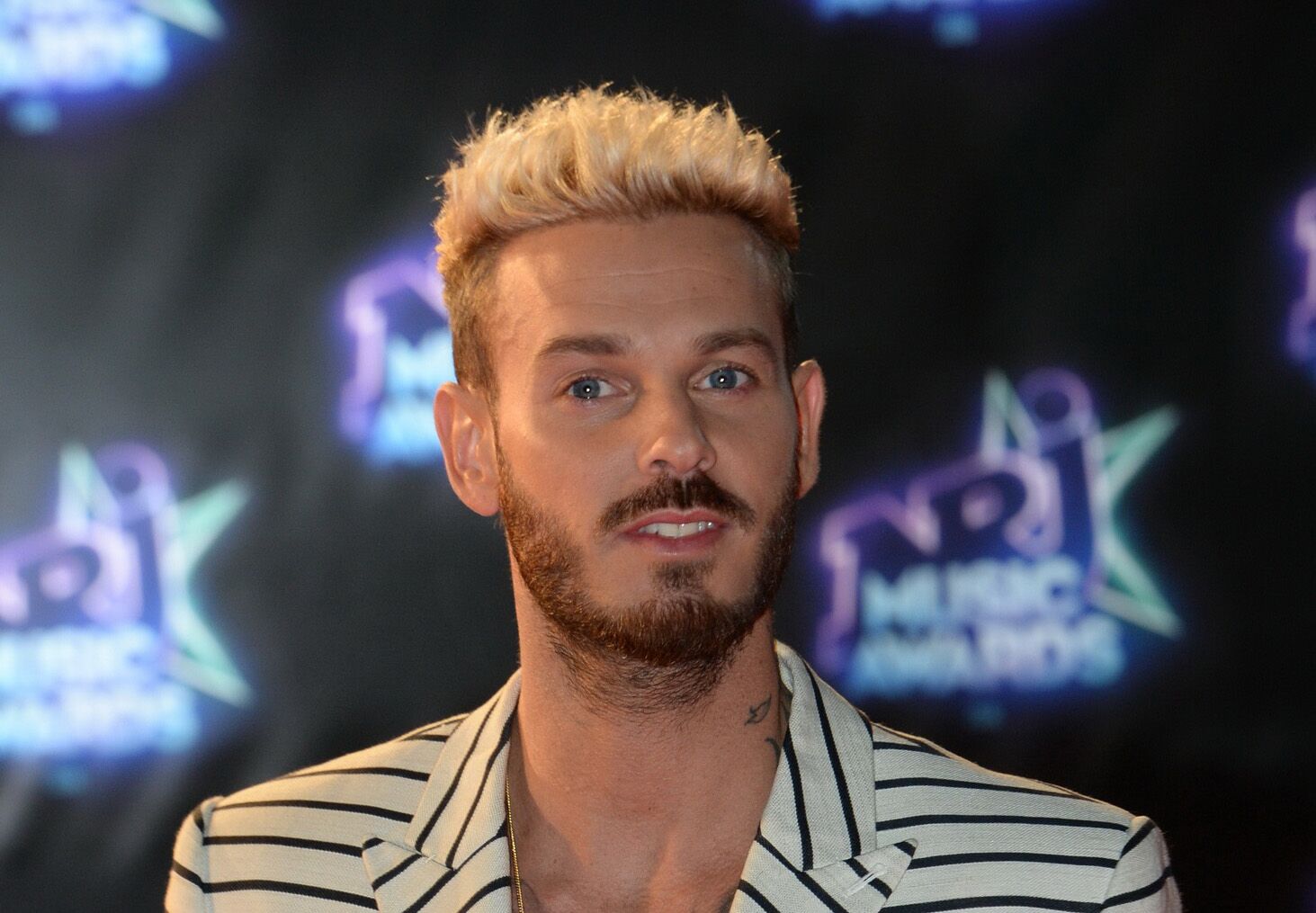 Matt Pokora dévoile sa nouvelle coupe de cheveux et surprend ses fans !