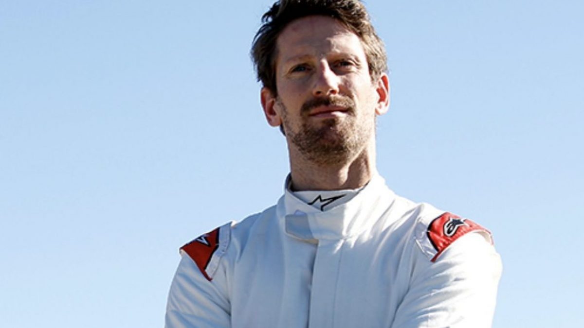 Romain Grosjean : 6 mois après son accident, il dévoile sa main brûlée et annonce une bonne nouvelle