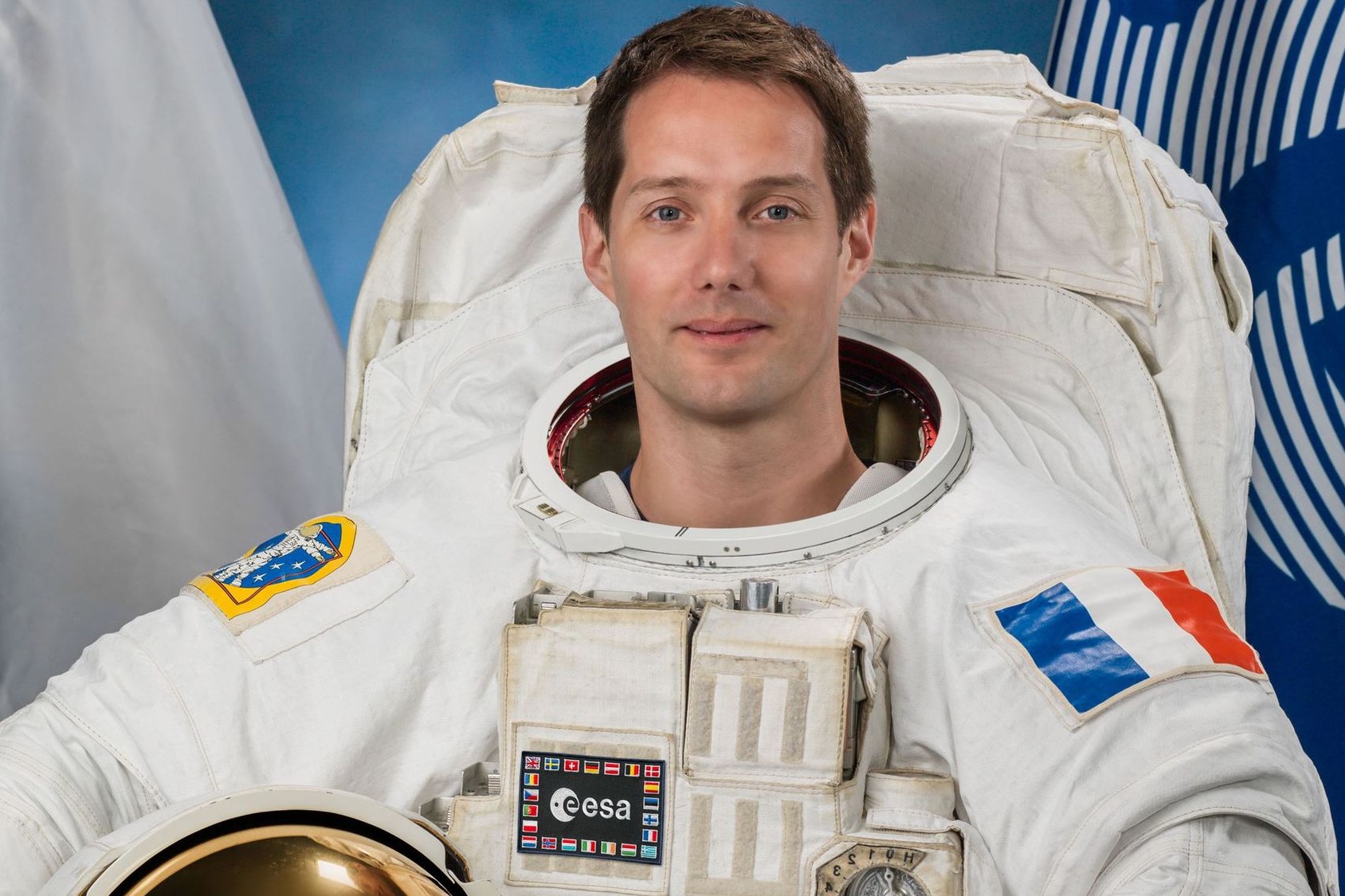  Thomas Pesquet dans sa tenue pour sortir dans l'espace @Nasa